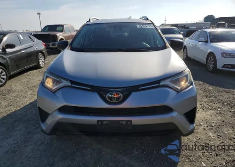 2017 Toyota Rav4 Le z USA, uszkodzony, nr VIN 2T3ZFREV3HW349921